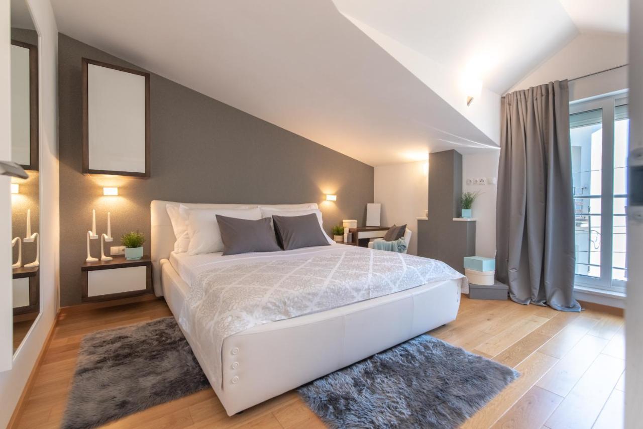 Apartments Belmat Trogir Exterior foto