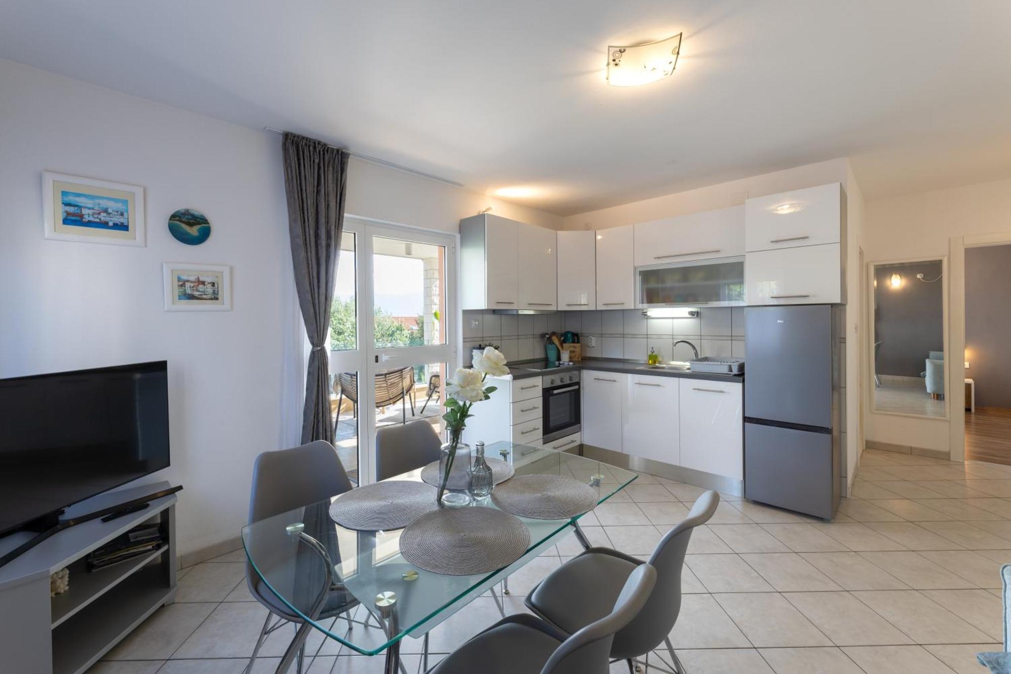 Apartments Belmat Trogir Exterior foto