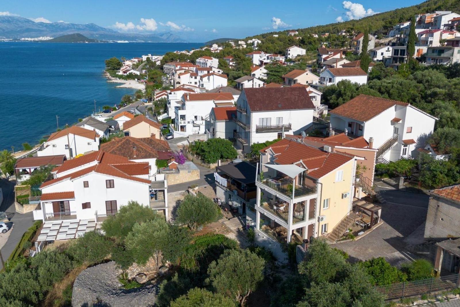 Apartments Belmat Trogir Exterior foto