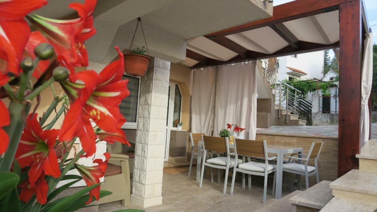 Apartments Belmat Trogir Exterior foto